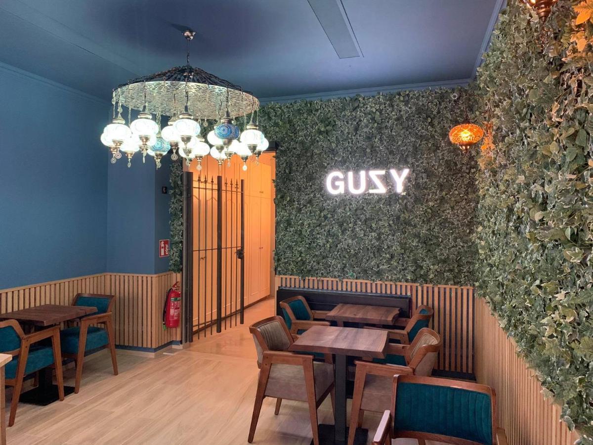Hotel Guzy Lier Ngoại thất bức ảnh